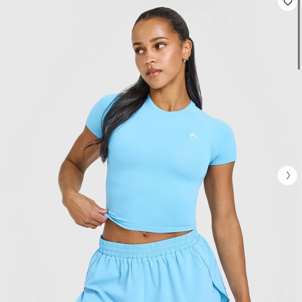 NWT ONER ACTIVE GO TO SEAMLESS FITTED MID TOP